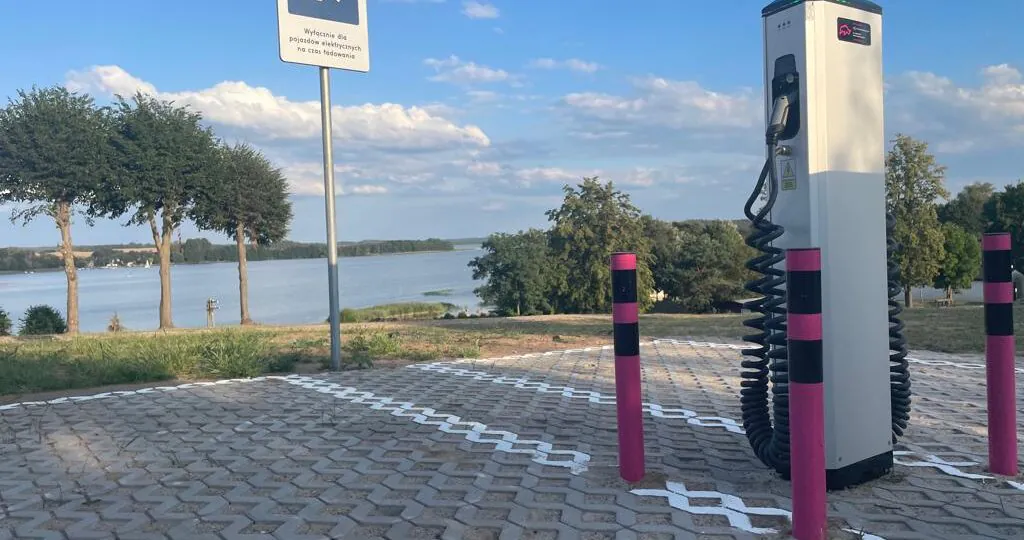 Stacja ładowania samochodów elektrycznych - M Club Hotel | Lubie Resort - Garo LS-4